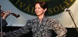 Kezdődnek a népszerű off-programok