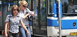 Jáhn: 12,8 millió a buszonkénti ár Jáhn: 12,8 millió a buszonkénti ár