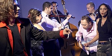 !Deladap: elképesztő színpadi jazz !Deladap: elképesztő színpadi jazz