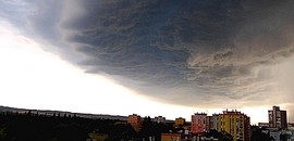 Tehetetlenek ilyen vihar ellen