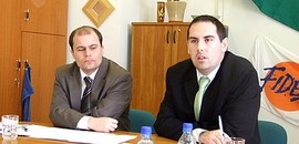 Az idősökön spórol a pécsi önkormányzat?