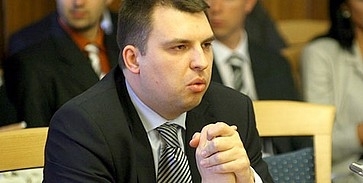 MSZP-s háttérintézmény közpénzből?