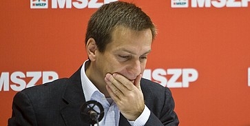 Fidesz: a bankok oldalára állt az MSZP Fidesz: a bankok oldalára állt az MSZP