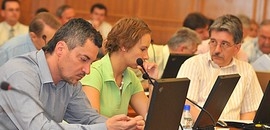 Ha politizál, nincs a munkahelyén