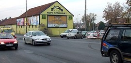 Karácsonyig dugók a Siklósi úton Karácsonyig dugók a Siklósi úton