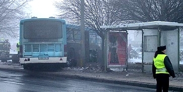 Buszbaleset: a jármű rendben volt Buszbaleset: a jármű rendben volt