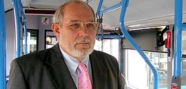 Kiss Tibor megszabadul Kerényitől Kiss Tibor megszabadul Kerényitől