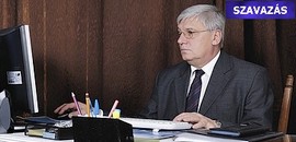 A dékán szerint a felvételi is hibás