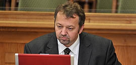 PTE: félmilliárdot hoznak a tenderrel