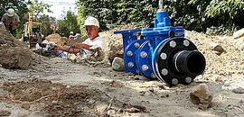 Napok óta nem folynak a csapok, elvágták a víztől a havihegyieket