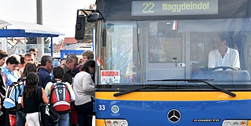 Utazás kerekesszékkel: buszon ne! Utazás kerekesszékkel: buszon ne!