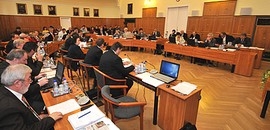 31 témával indított az első közgyűlés