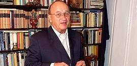 Nyugdíjazása miatt perre ment a prof. Nyugdíjazása miatt perre ment a prof.
