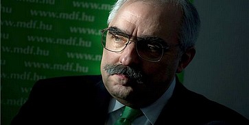 Bokros: elkészült az MDF vitaanyaga Bokros: elkészült az MDF vitaanyaga