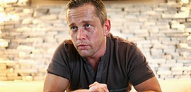 Éttermében ütötték le a fitneszgurut Éttermében ütötték le a fitneszgurut