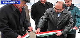 Átadták az 58-as új szakaszát Átadták az 58-as új szakaszát