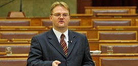 Az Ab-hez fordult a Fidesz a Ptk. miatt