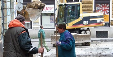 Folytatják a Nagy Pécsi Útfelújítást Folytatják a Nagy Pécsi Útfelújítást