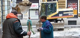 Folytatják a Nagy Pécsi Útfelújítást Folytatják a Nagy Pécsi Útfelújítást