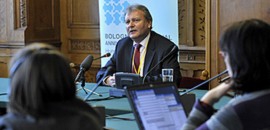 Hiller: előnyös a Bologna-folyamat