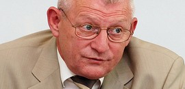 Csökkentik a Holding-cégek számát Csökkentik a Holding-cégek számát