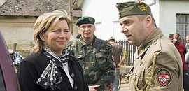 Morvai: szűnjön meg a jogfosztottság Morvai: szűnjön meg a jogfosztottság
