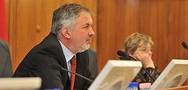 Díjazták az év rendőrét és tűzoltóját Díjazták az év rendőrét és tűzoltóját