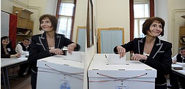 Aki bújt, aki nem: visszalépés