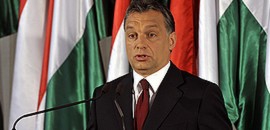 Orbán Viktor: a régi politikai és gazdasági rendszer megbukott
