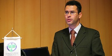 Molnár: távozzon az MSZP-elnökség Molnár: távozzon az MSZP-elnökség