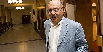 Néhány katona ugyan megtévedt Néhány katona ugyan megtévedt
