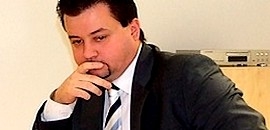 Újabb fejcsere: Kapás is megy Újabb fejcsere: Kapás is megy