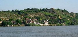 Megindult a dunaszekcsői löszfal! Megindult a dunaszekcsői löszfal!