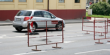 Megsüllyedt a 6-os út az Árkádnál Megsüllyedt a 6-os út az Árkádnál