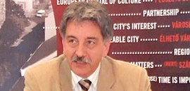 A pécsi szociknak már most elegük van a Fidesz „csontvázkeresési akcióiból A pécsi szociknak már most elegük van a Fidesz „csontvázkeresési akcióiból