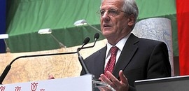 Sólyom visszaüzent Schmittnek