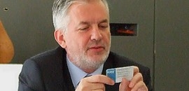 Jön a nyugdíjas- és Tüke-kártya Jön a nyugdíjas- és Tüke-kártya