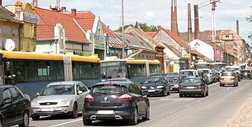 Emeletes busz, buszsáv, villamos Emeletes busz, buszsáv, villamos