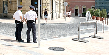 Járőrök a Széchenyi téren Járőrök a Széchenyi téren