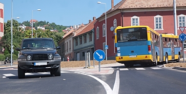 Sörözzünk a körforgalomban! Sörözzünk a körforgalomban!