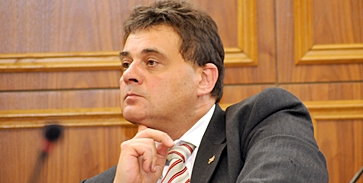Magukra maradt baloldali civilek Magukra maradt baloldali civilek