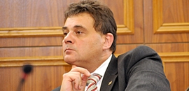 Magukra maradt baloldali civilek Magukra maradt baloldali civilek