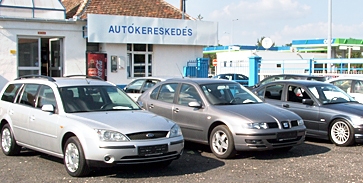 Az autókereskedők fele tönkrement Az autókereskedők fele tönkrement