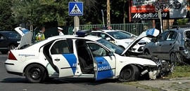Autós üldözés, csattanóval Autós üldözés, csattanóval