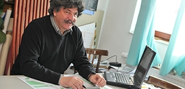 Lejárt a politikai amatőrök ideje Lejárt a politikai amatőrök ideje
