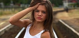 Magyar lány a világ legszebbjei közt