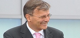 Demszky: megy a szegények közé