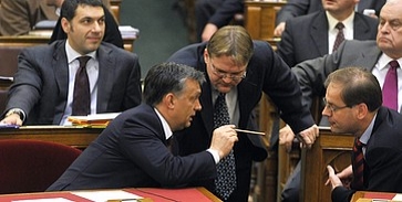 Kiből lesz alkotmánybíró? Kiből lesz alkotmánybíró?