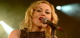 Anneke van Giersbergen Pécsett Anneke van Giersbergen Pécsett