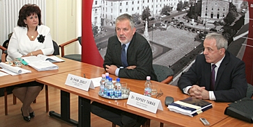 Az ÁSZ a jegyző felelősségét firtatja Az ÁSZ a jegyző felelősségét firtatja